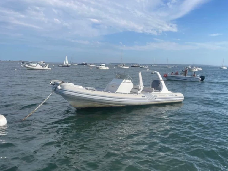 Wynajem łodzi Lomac Lomac 790 IN w Toulon na SamBoat 