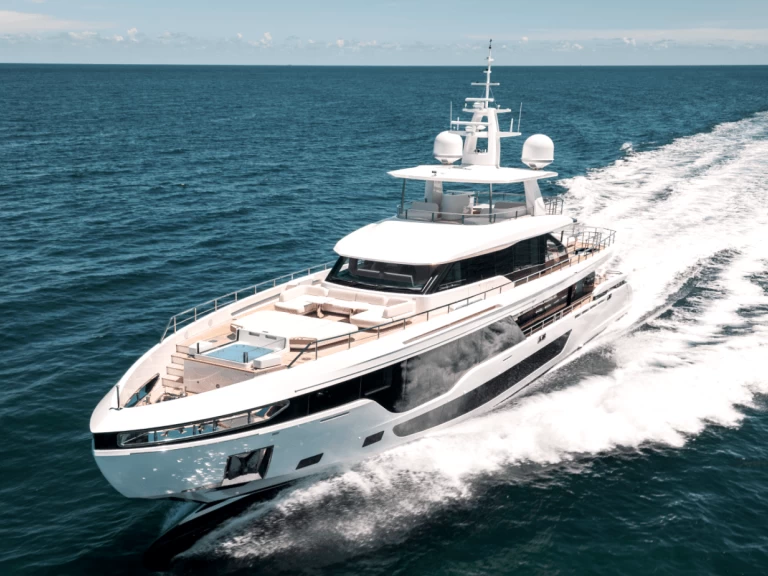 Wynajmij Azimut Grande 36M w Miami
