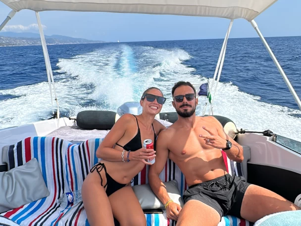 Tullio-Abbate Mito 23 między profesjonalistami a osobami prywatnymi w Beaulieu-sur-Mer