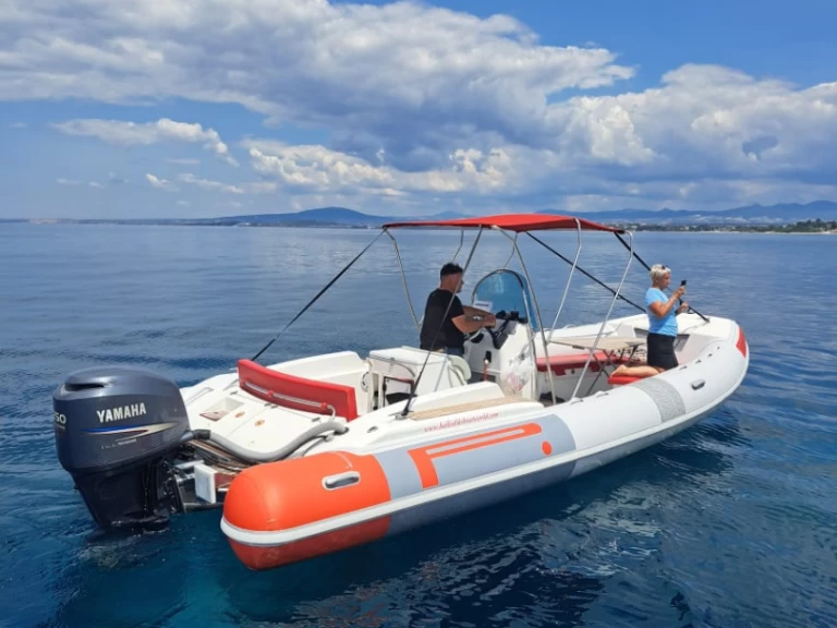 Wynajmij Pirelli PZERO770 w Néa Potídhaia