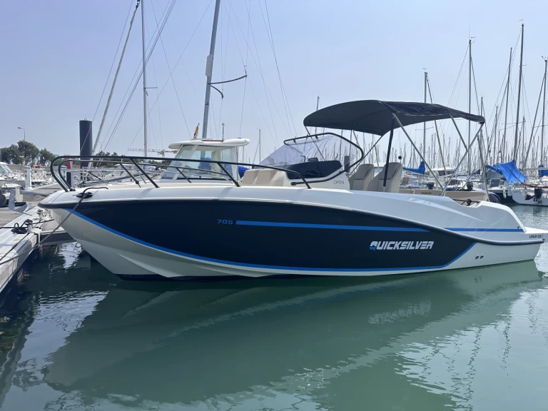 Wynajem łodzi La Rochelle tanio 705 Open