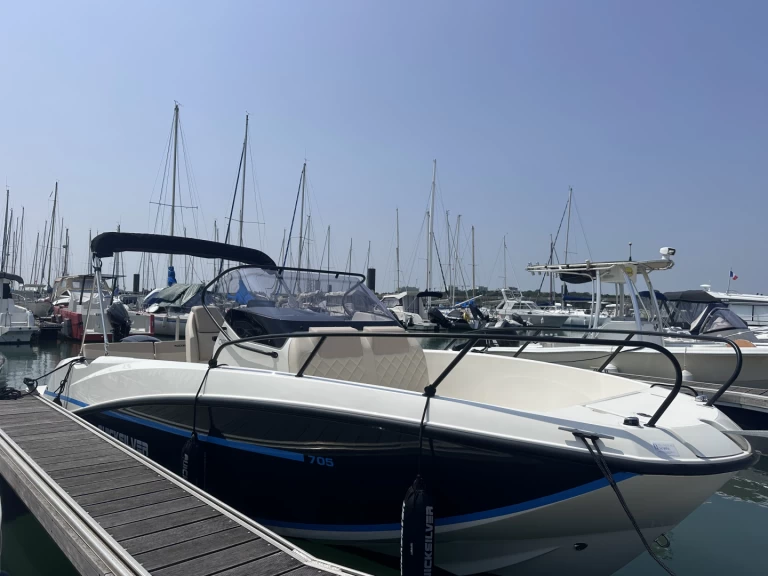 Wynajmij Motorówka z lub bez skippera Quicksilver w La Rochelle