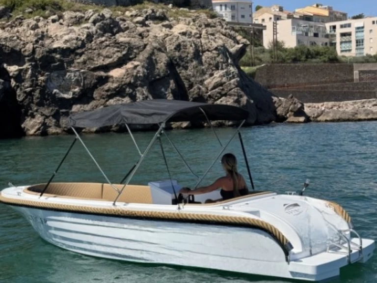 Wynajem w Sète- Qfiber Gentle tender 555 na SamBoat