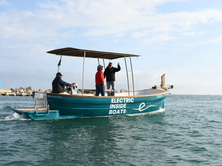 Wynajem łodzi Electric Inside Boats 800 w Marina de Palamós na SamBoat 