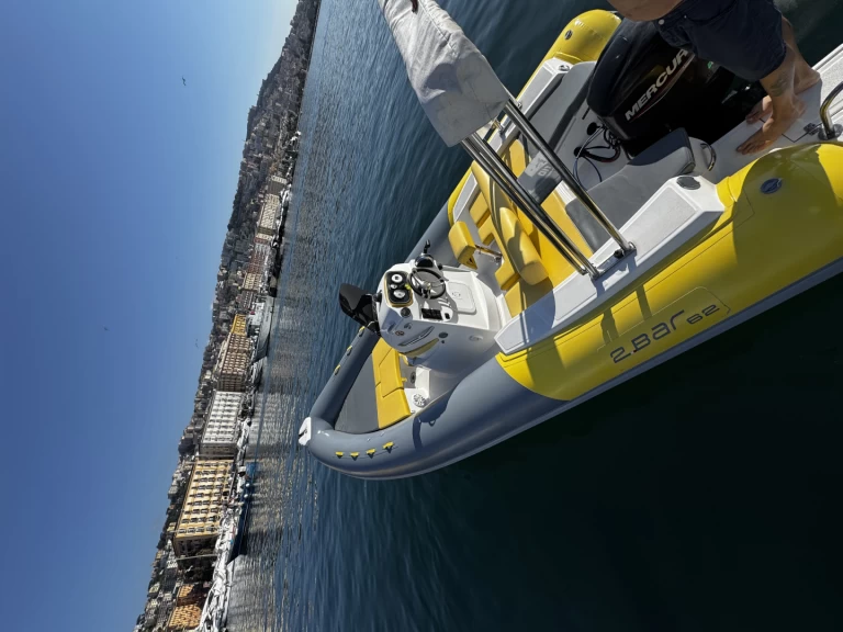 Wynajem łodzi Neapol tanio 620