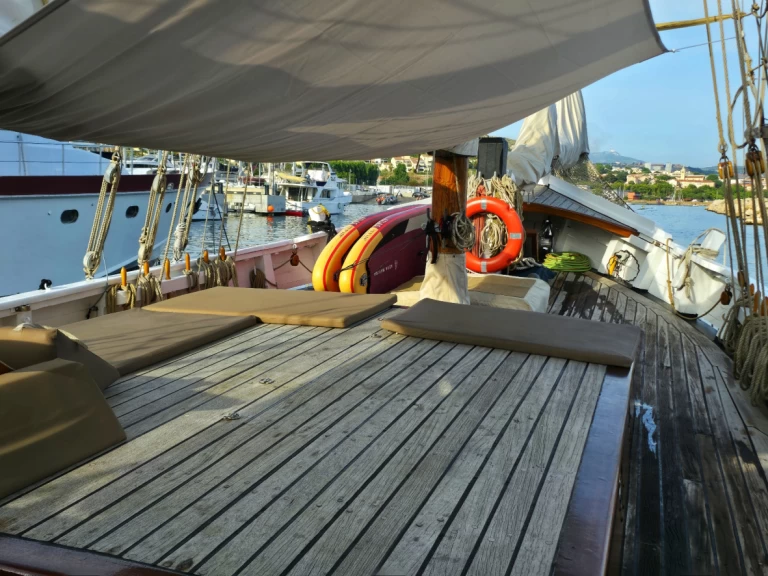 Chantier-Brauer-Hambourg GOELETTE między profesjonalistami a osobami prywatnymi w Marsylia