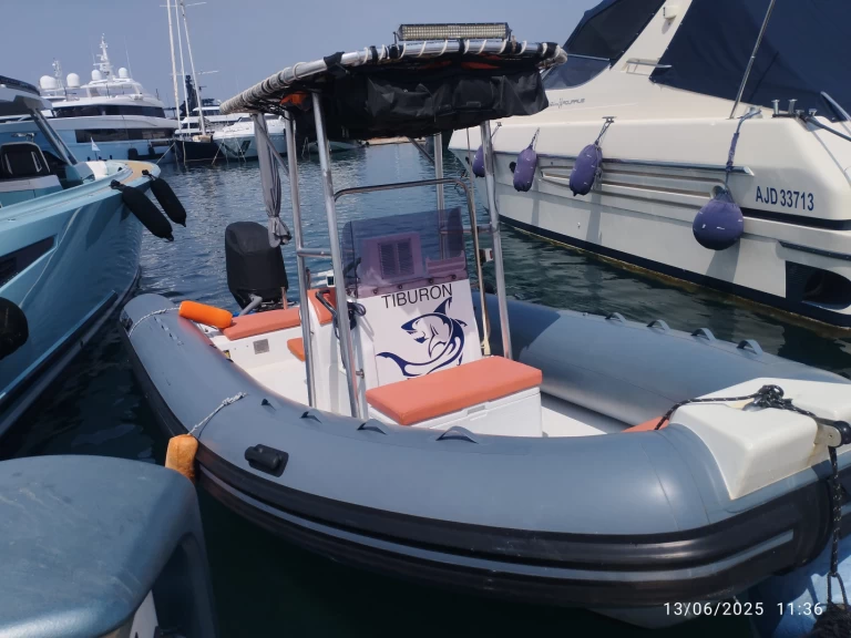 Łódż półsztywna do wynajmu w Cannes w najlepszej cenie