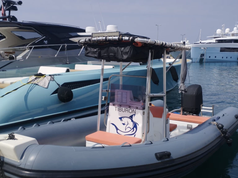 Zodiac 6, 50m Expédition  między profesjonalistami a osobami prywatnymi w Cannes