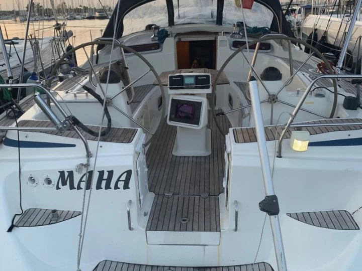 Żaglowiec do wynajmu w Marsylia w najlepszej cenie