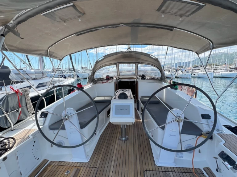 Wynajmij Żaglowiec z lub bez skippera Bavaria w Kaštela