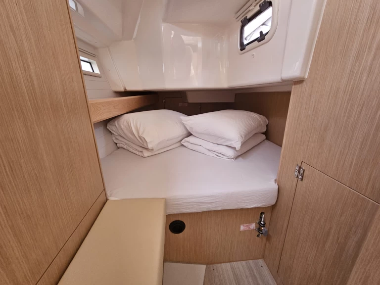 Żaglowiec do wynajmu w Biograd na Moru w najlepszej cenie