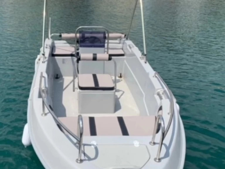 Wynajmij Prusa Marine w Cerbère