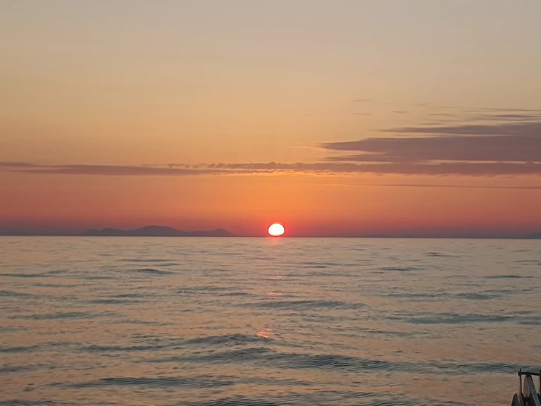 Wynajmij Łódż półsztywna z lub bez skippera Marco w Oía