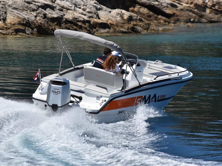 Wynajem łodzi Sibenik tanio BMA X199