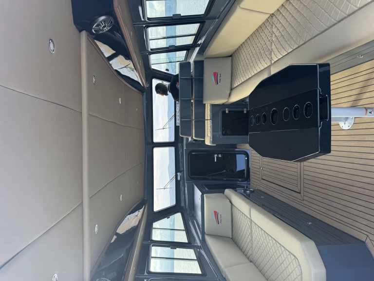 Wynajem Motorówka Colnago z patentem 