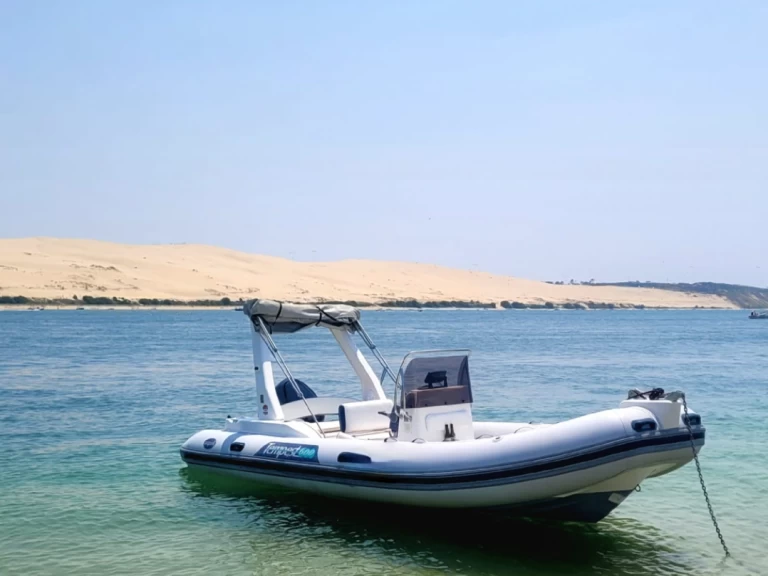 Wynajem łodzi Grand Piquey tanio Tempest 600