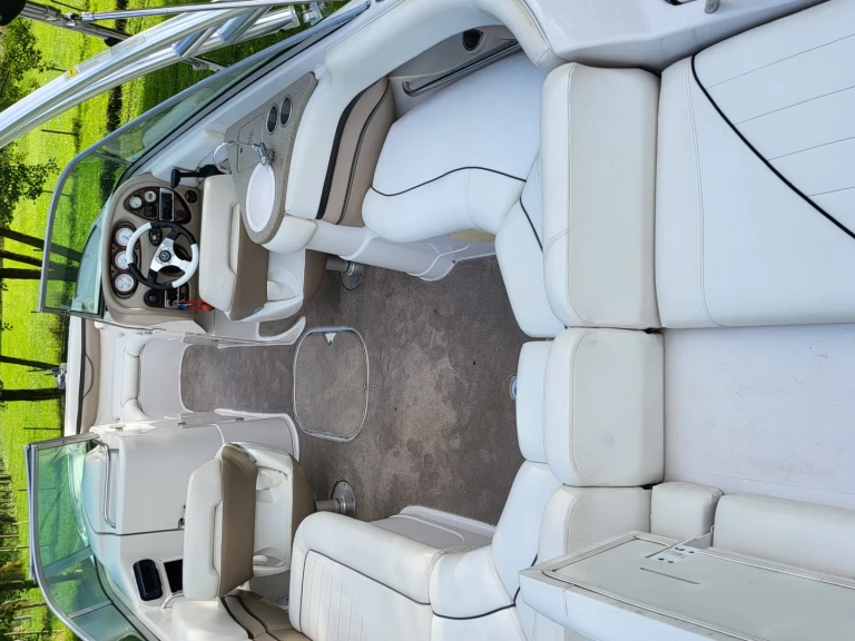 Wynajmij Four Winns Horizon w Le Bourget-du-Lac