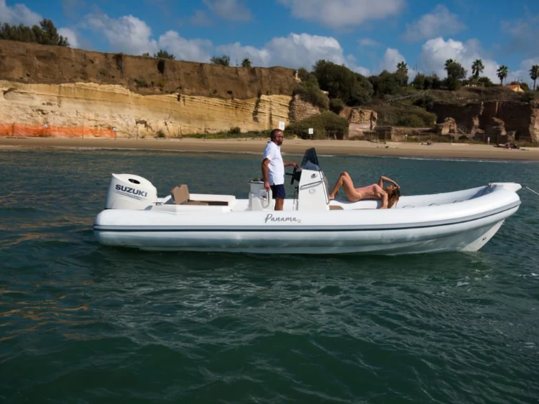 Wynajmij Łódż półsztywna z lub bez skippera Panama w Nettuno