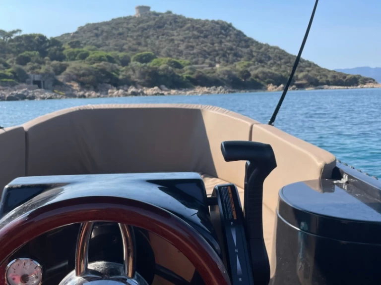 Wynajem łodzi Campomoro tanio KRUGER 485