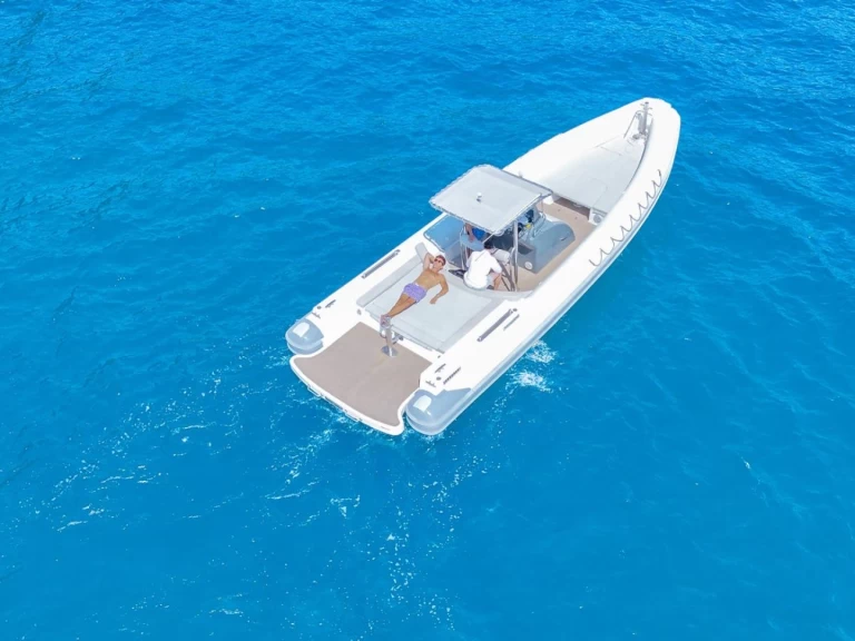 Wynajem Łódż półsztywna w Lerici - Top Marine Top Marine 1000