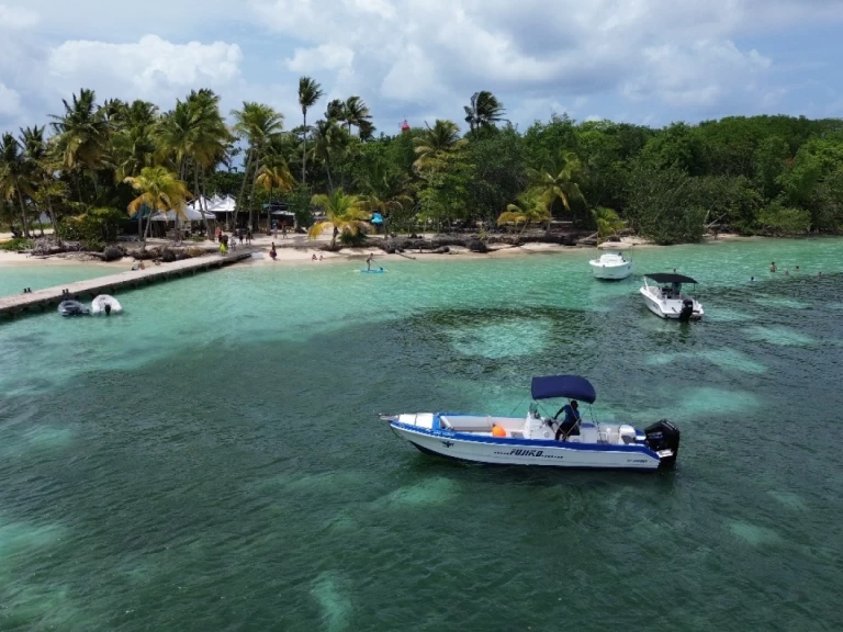 Wynajem łodzi Apex APEX PANGA 25 w Le Gosier na SamBoat 