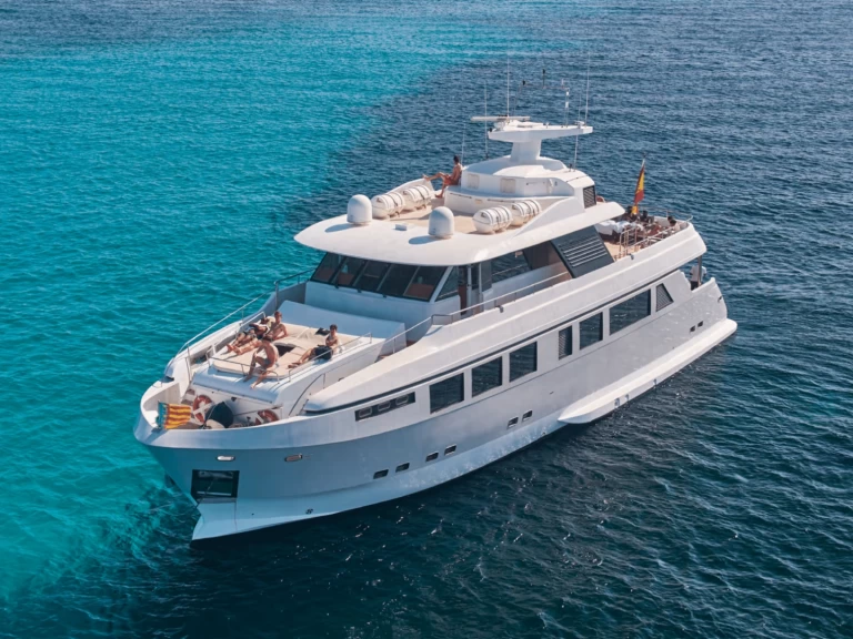 Wynajem Luksusowy jacht w Ibiza Town - Explorer 92