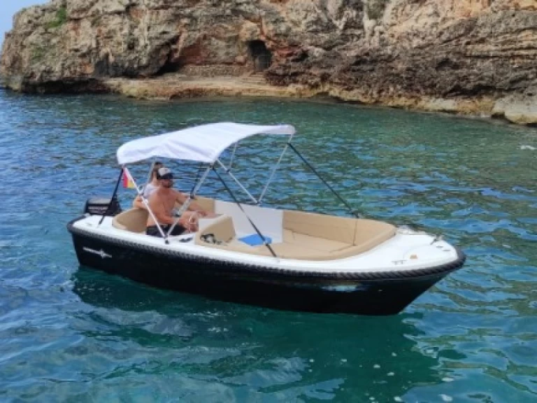 Wynajmij Marion 500 classic w Port de Ciudadella