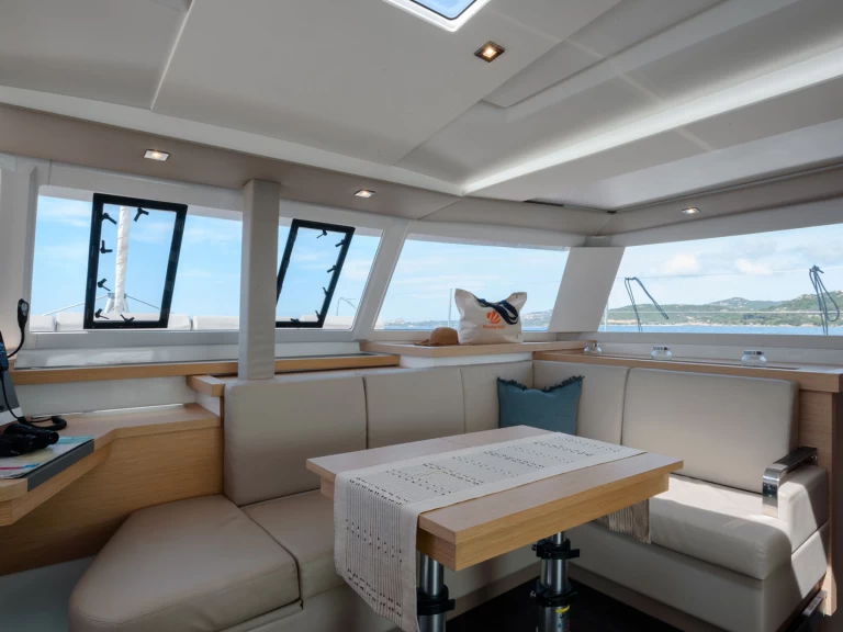 Wynajem łodzi Cannigione tanio Astrea 42