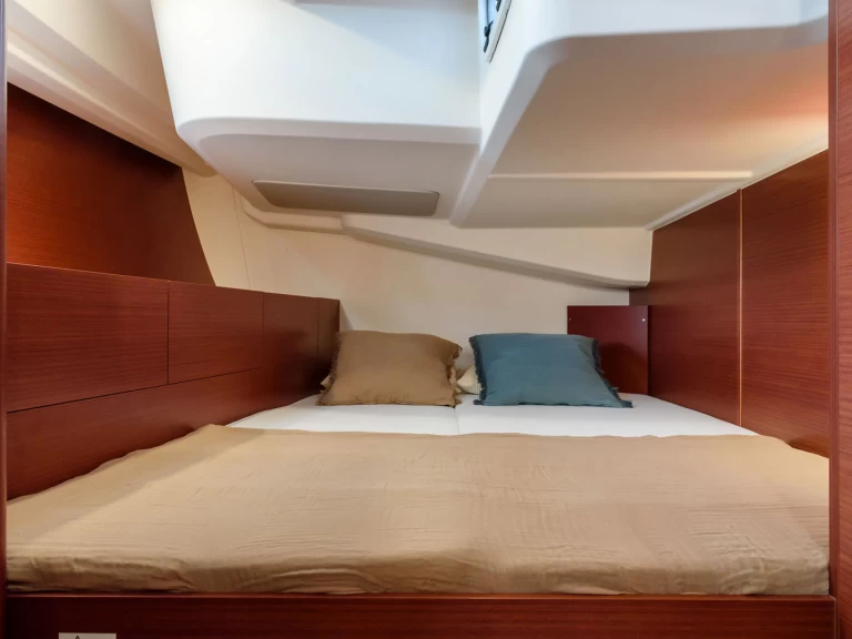 Wynajmij Hanse Hanse 508 w Cannigione