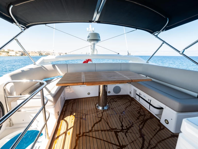 Wynajem Luksusowy jacht w San Ġiljan - Sunseeker Manhattan 52