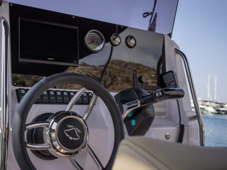 Wynajmij Italboats Predator 700P w Altea