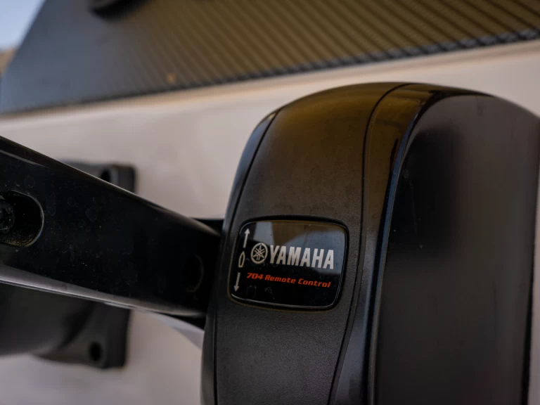 Wynajem Łódż półsztywna Italboats z patentem 