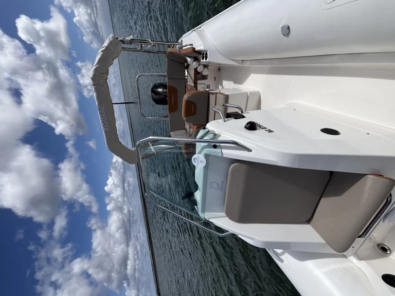 Wynajmij Zodiac Medline 6.8 w Arcachon