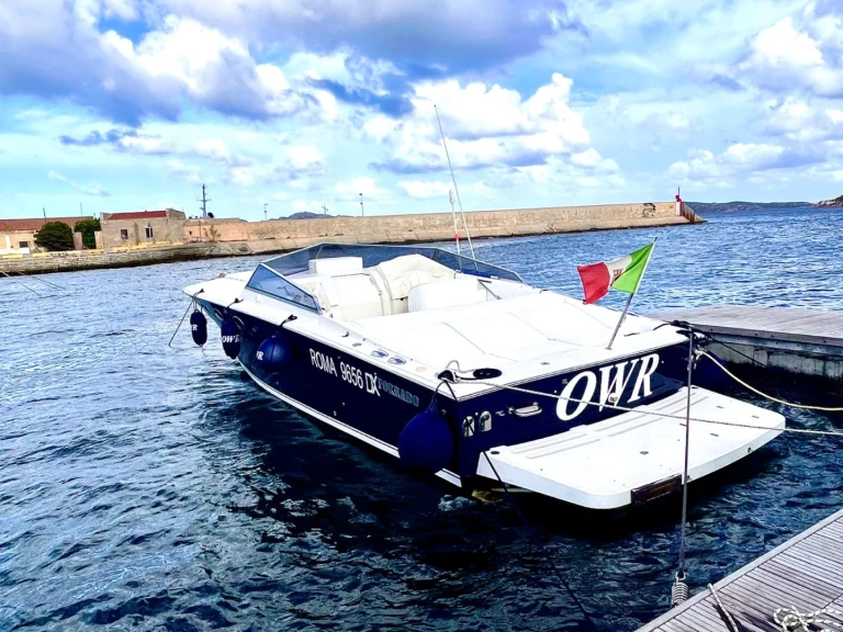 Wynajmij Tornado 38 classic w Porto Cervo