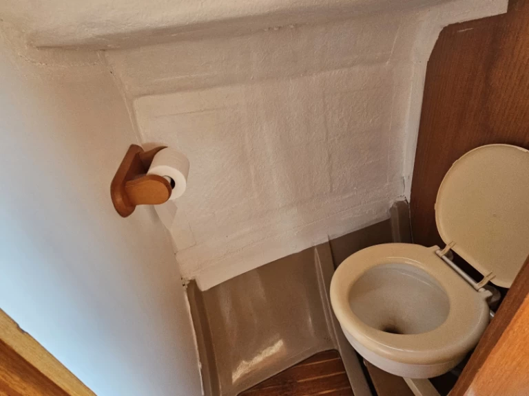 Bénéteau California 660 biquilles między profesjonalistami a osobami prywatnymi w Isolella