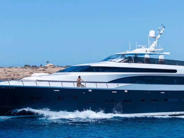 Wynajem Luksusowy jacht w Ibiza Town - Custom Royal Yacht 150