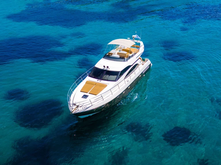 Wynajem Motorówka Azimut z patentem 