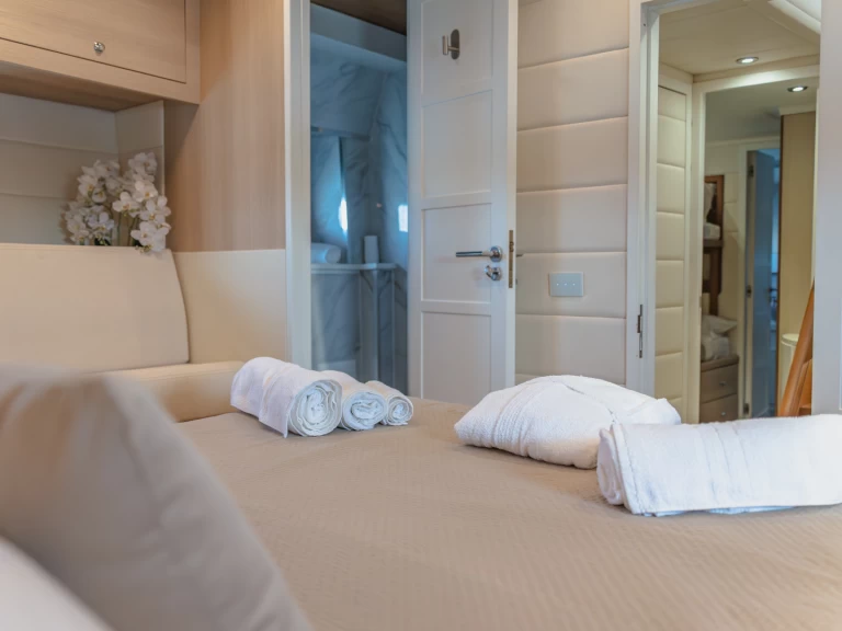 Benetti Benetti 72 między profesjonalistami a osobami prywatnymi w Salerno