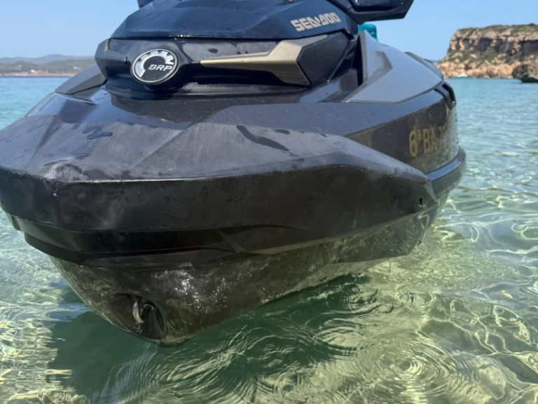 Wynajem w Santa Eularia des Riu- Sea-Doo GTX 300 na SamBoat