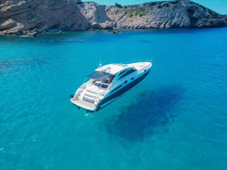 Wynajem Luksusowy jacht Princess z patentem 