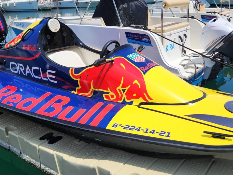 Wynajem Motorówka Yamaha z patentem 