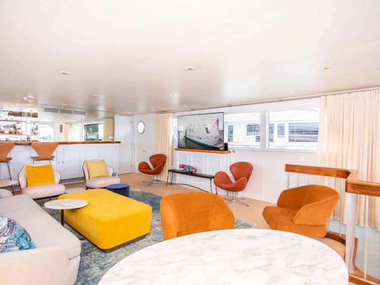 Luksusowy jacht do wynajmu w Maine w najlepszej cenie