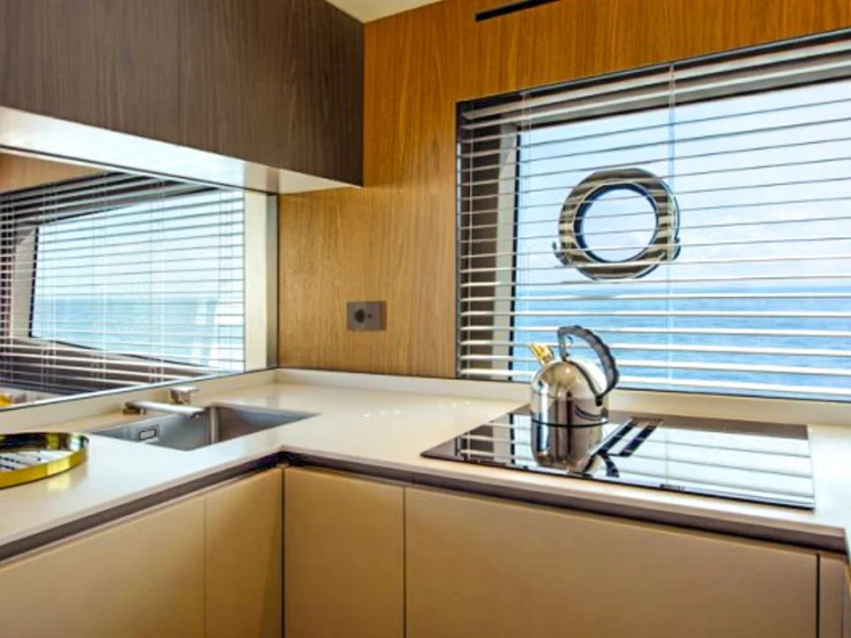 Luksusowy jacht do wynajmu w Punat w najlepszej cenie