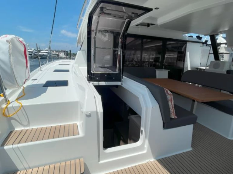 Wynajmij Katamaran z lub bez skippera Fountaine Pajot w Annapolis