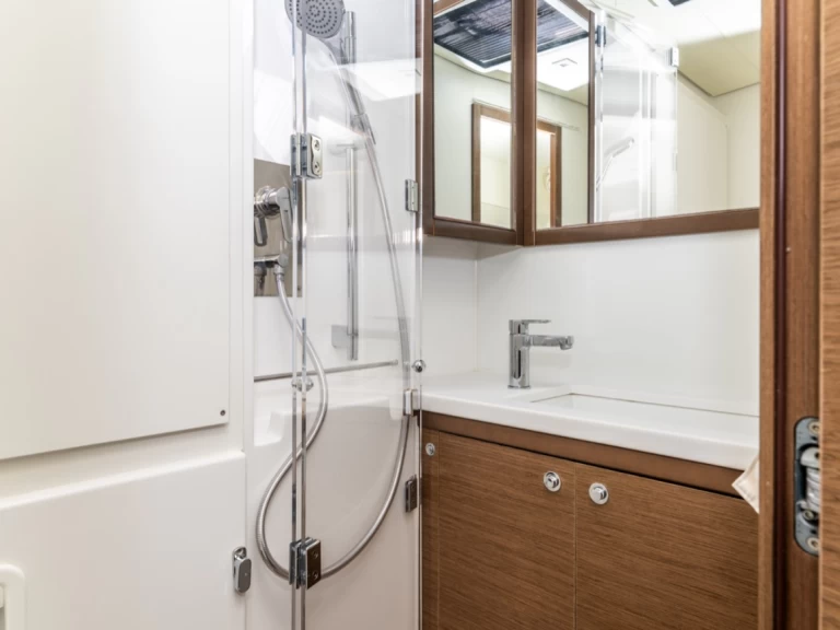 Wynajem Katamaran w Cugnana Verde - Lagoon Lagoon 52 F