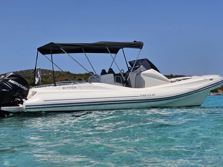 Wynajmij Łódż półsztywna z lub bez skippera Zar w Saint-Florent