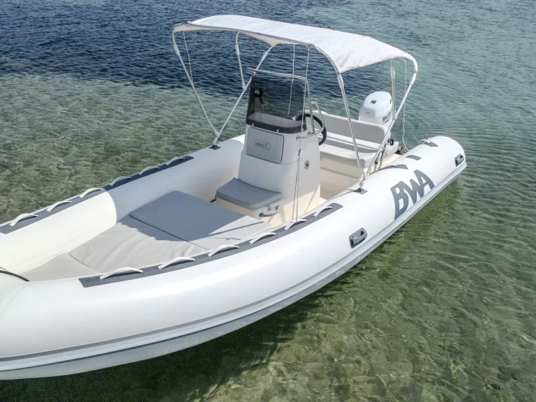 Wynajmij Bwa California 550 w Cannigione