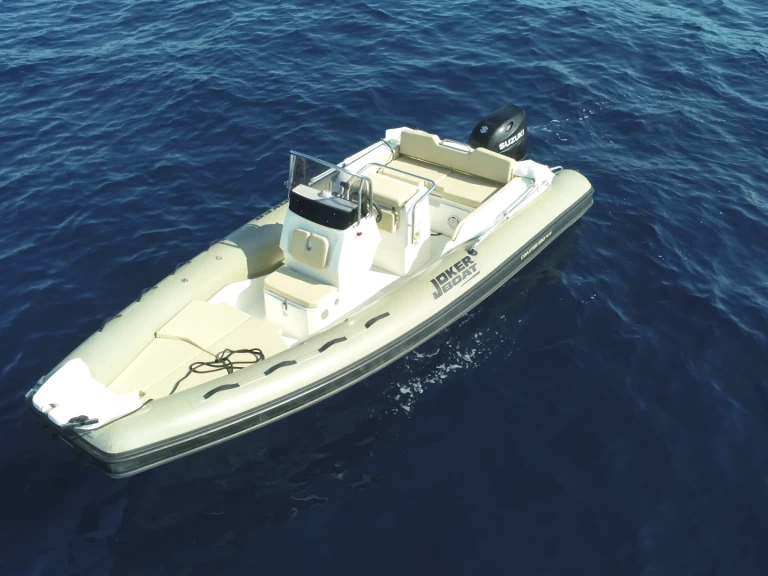 Wynajem Łódż półsztywna Joker Boat z patentem 