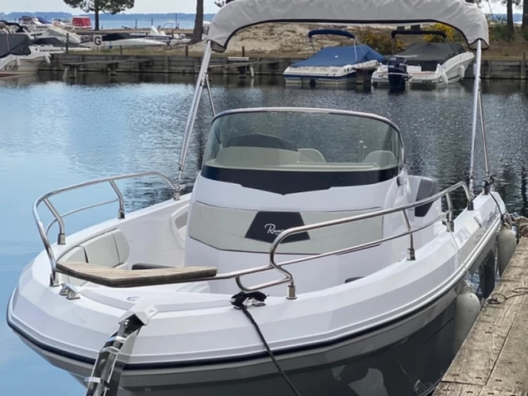 Wynajmij Ranieri  Voyager 21S w Biscarrosse