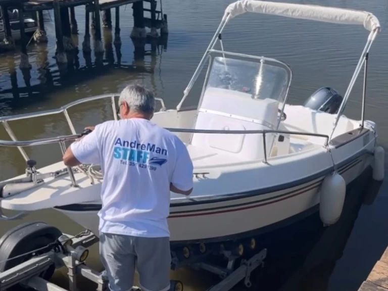 Wynajem Motorówka Elan z patentem 